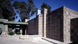 Freeman House