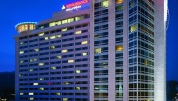 Renaissance Hollywood Hotel (Loews)