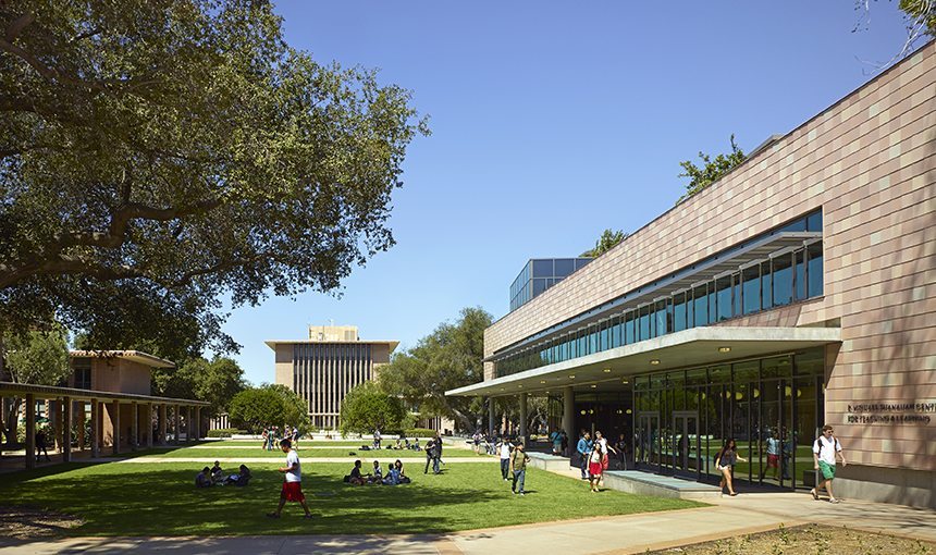 MATT construction R Michael Shanahan Center for Teaching Learning Harvey Mudd Exterior Courtyard