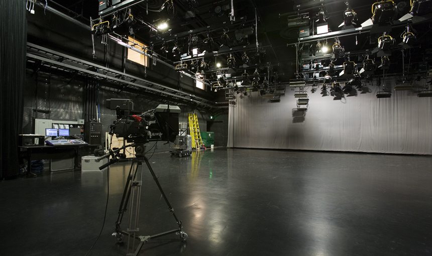 Four Seasons Hotel Westlake Village Interior Broadcast studio
