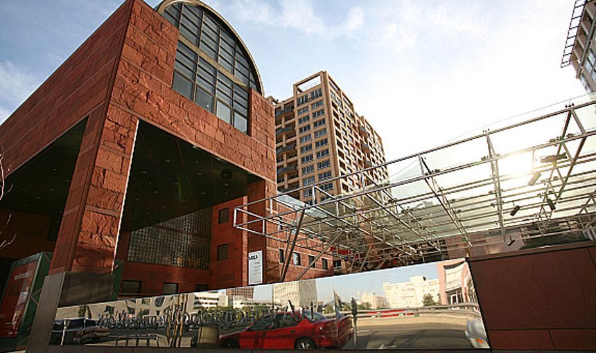 MOCA Arco Court Canopy Exterior MATT Construction