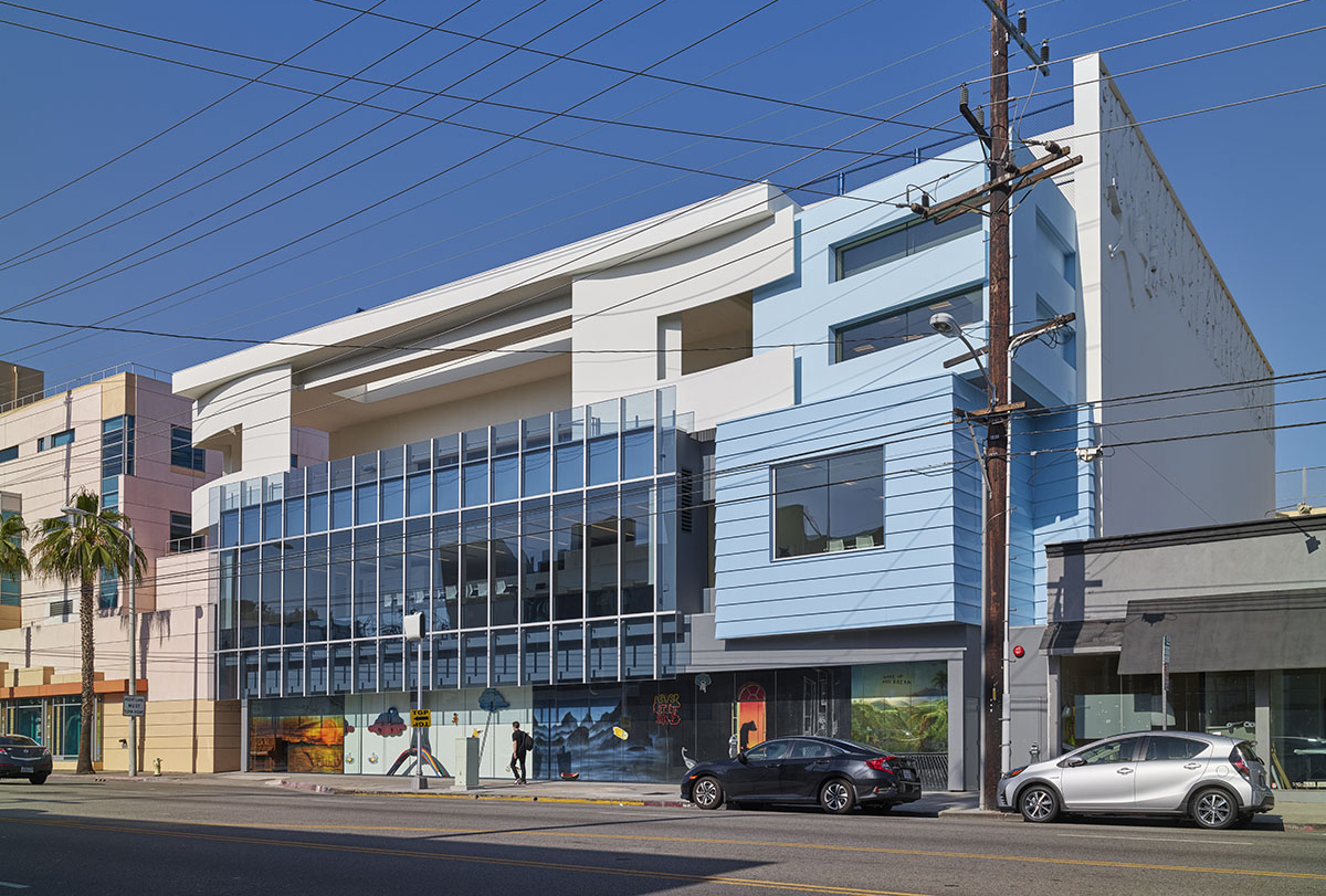 matt construction Center for Early Education Los Angeles Modern School Design